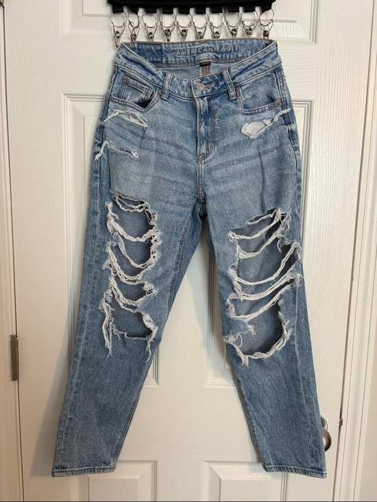 American Eagle Outfitters Denim - America Eagle Mom Jeans